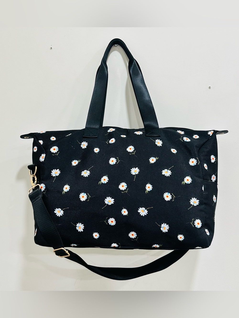 Alice + Olivia Daisy Black Floral Print Weekender Duffel Bag Overnight EUC